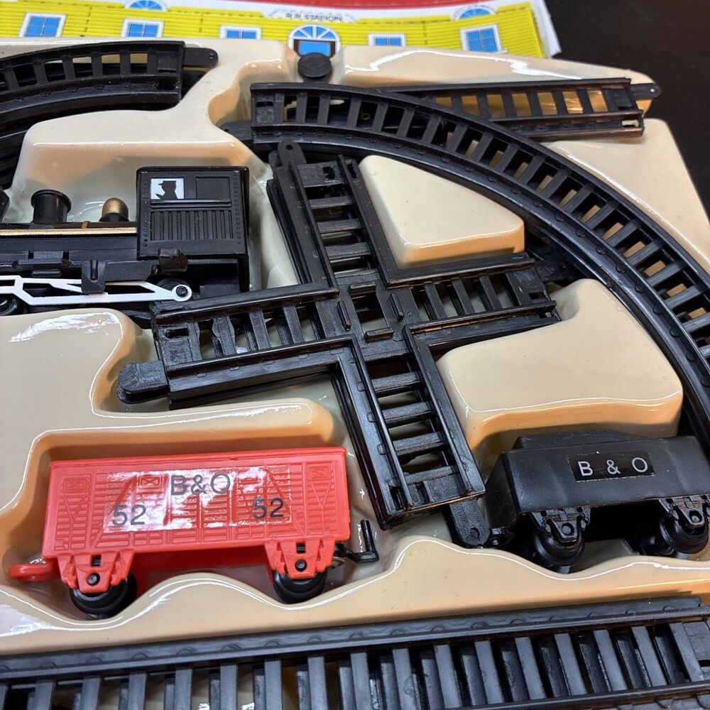 VINTAGE B&O TRAIN SET LIBERTY EXPRESS BATTERY OPERATED railroad - Picture 7 of 9